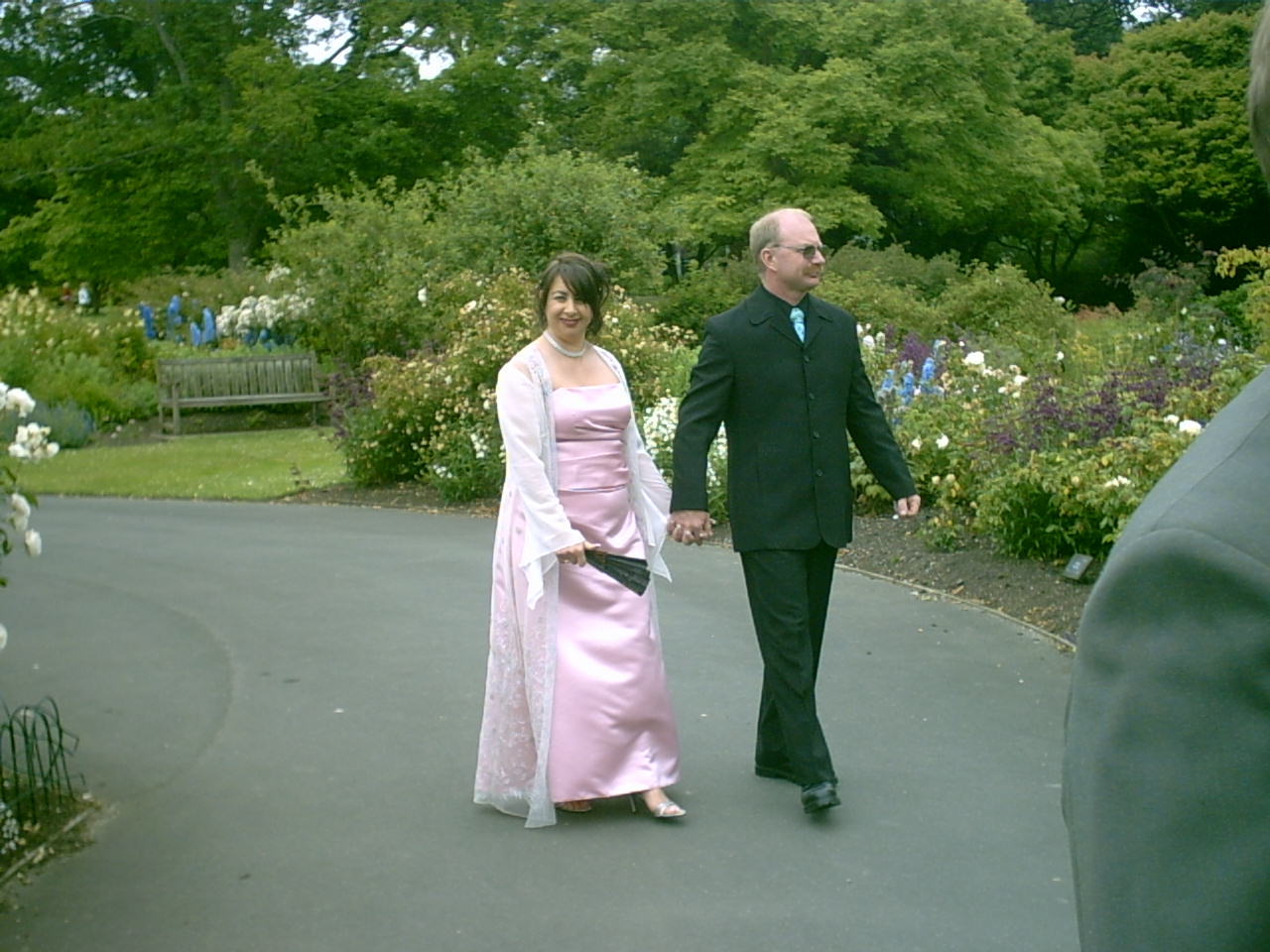 Kiesanowski and Kerdemelidis wedding trip/3_Garden_Photos/IMG00005.JPG